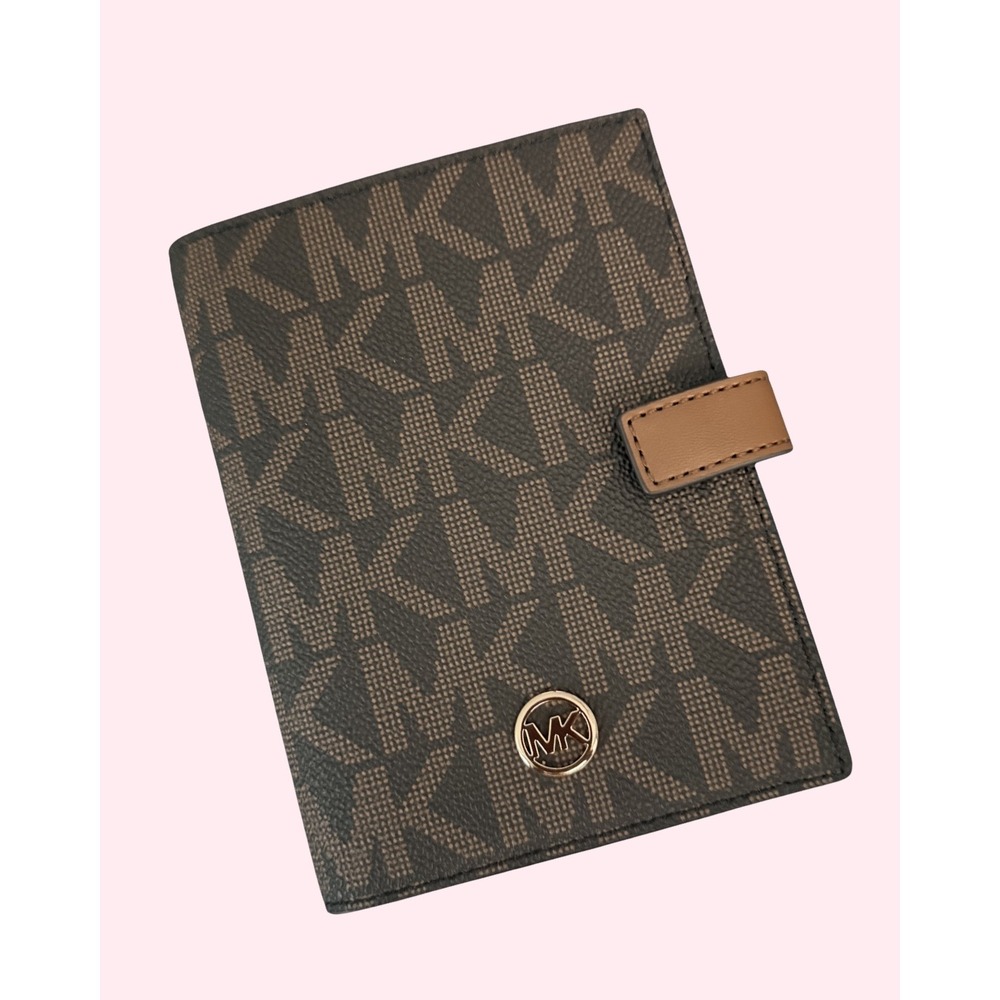 NWT $199 Michael Kors Jet Set Brown Luggage Medium Passport Wallet 38T6GJ6T8B